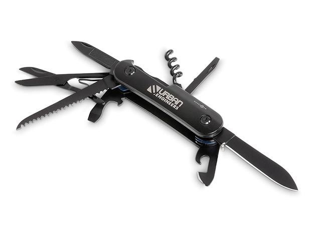 Pocket and Hunting Knives