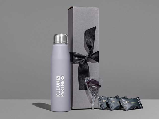 Yatta Classic Capsule Hamper - Image 4