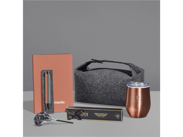 Yatta Luxe Lines Hamper